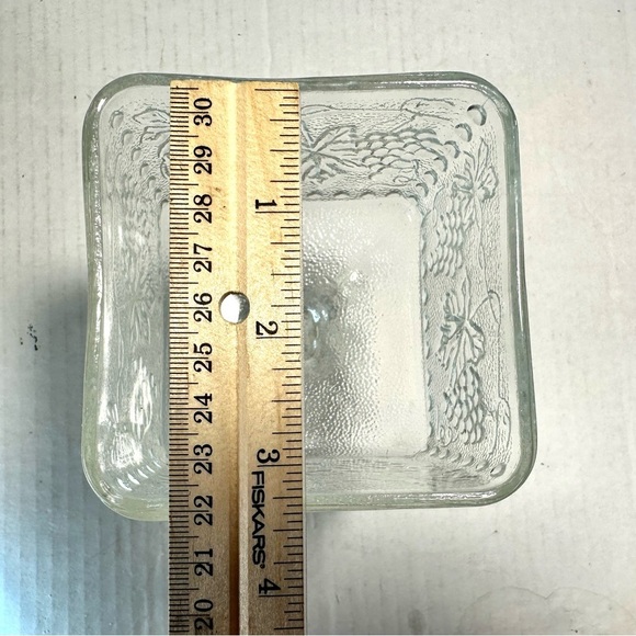 Indiana Glass Clear Raised Harvest Grape Design Square Pedestal Candy Dish - Picture 11 of 12